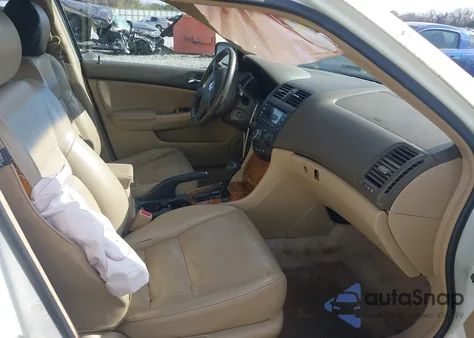 2005 Honda Accord 2.4 Ex from USA, damaged, VIN 1HGCM56885A103388